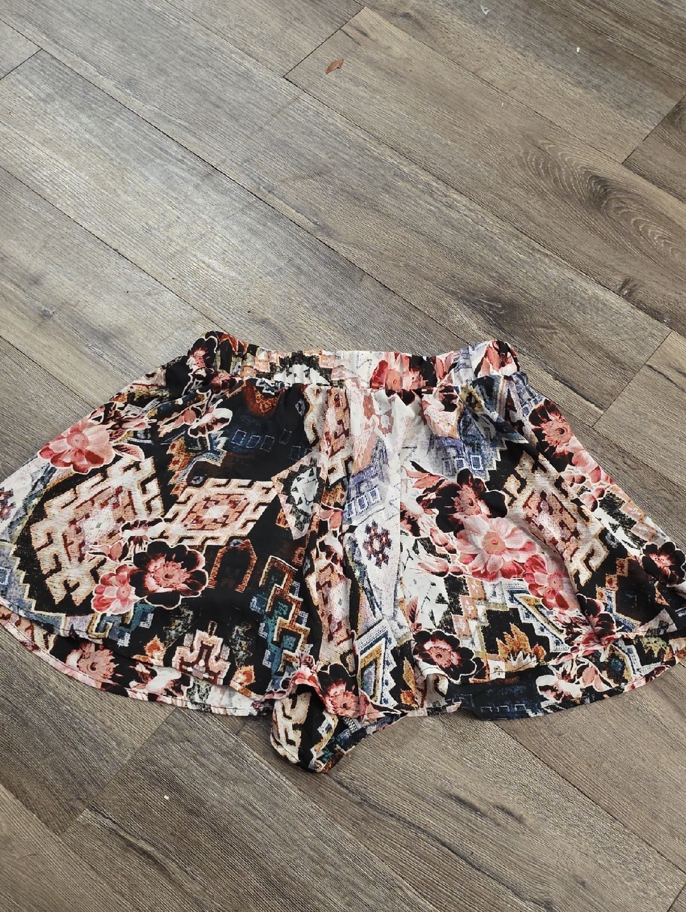 Show Me Your Mumu Shorts
